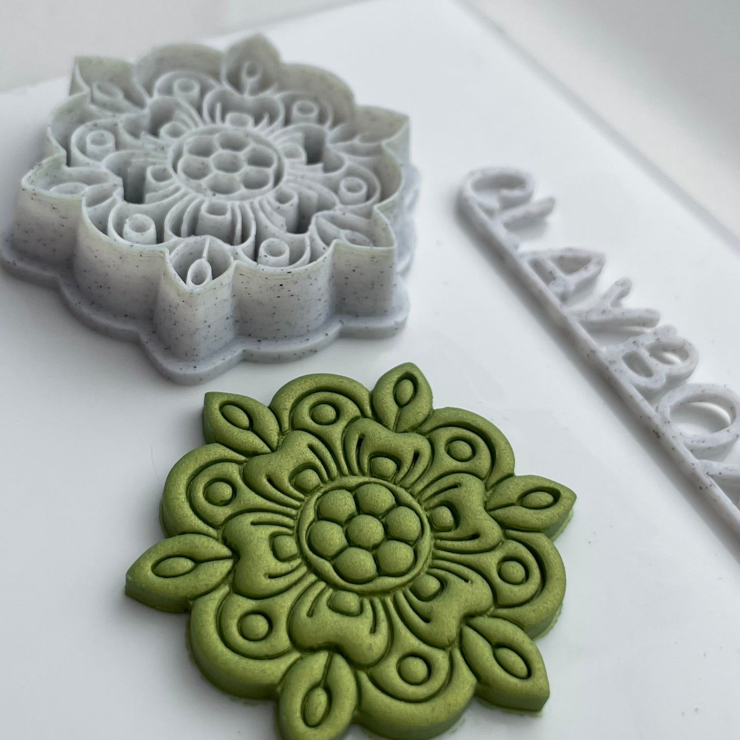 Henna mandala combined stamp/cutter