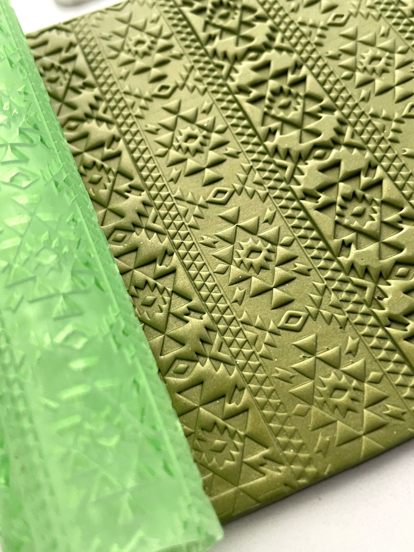 Aztec texture roller