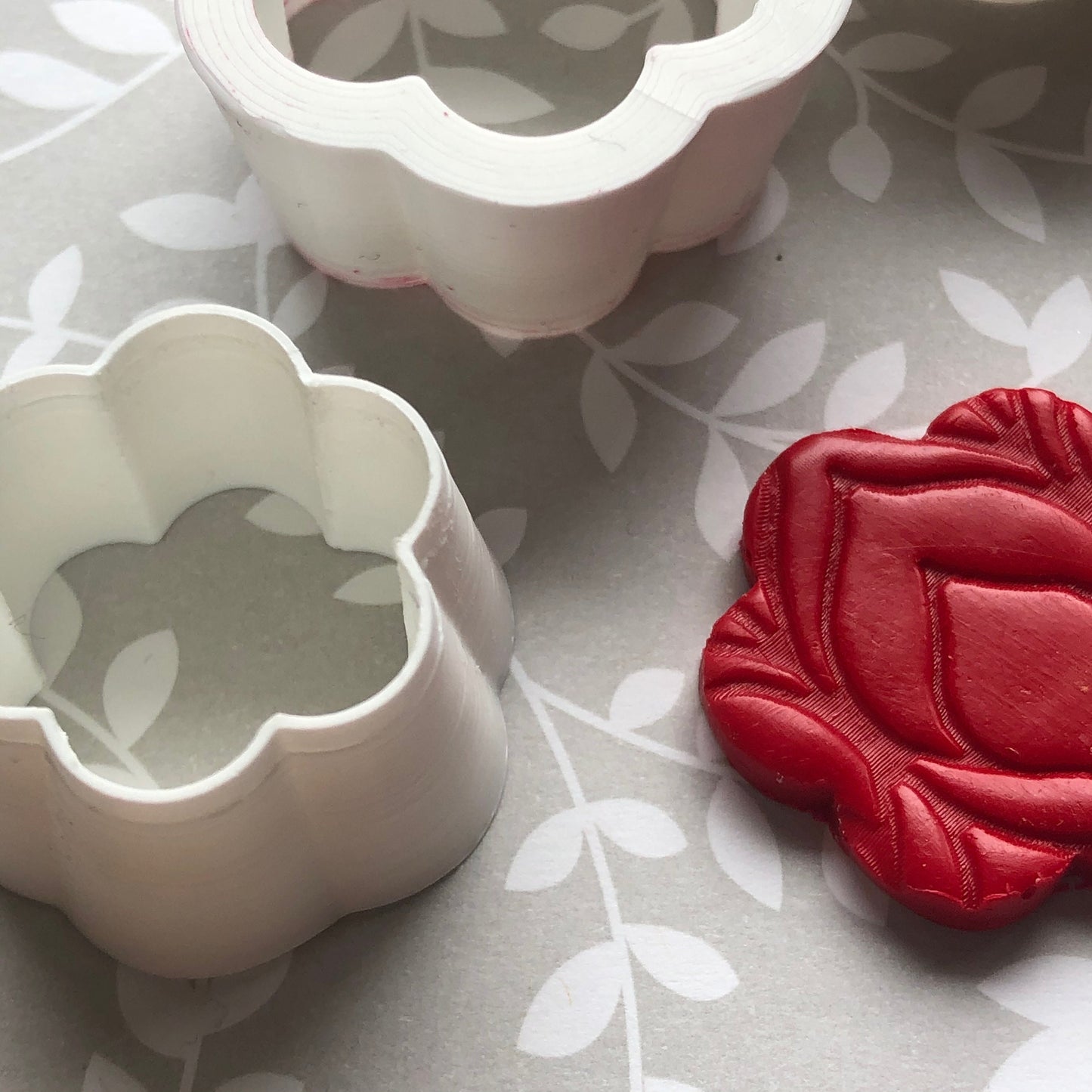 Round flower cutter set - made for use with polymer clay