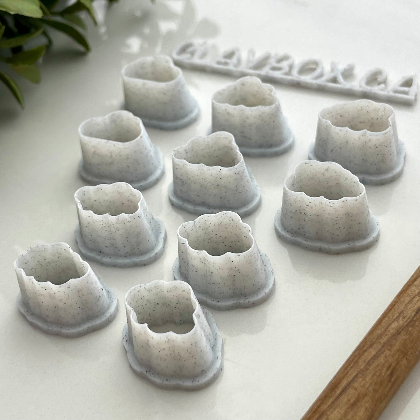 Clouds stud cutters set