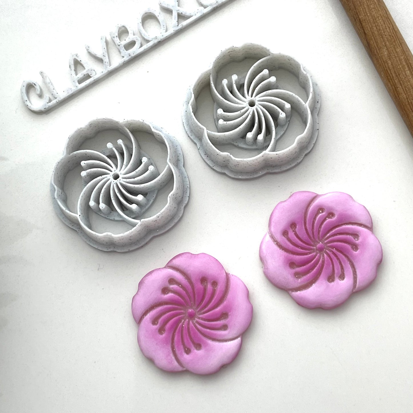 Cherry blossom cutter pair