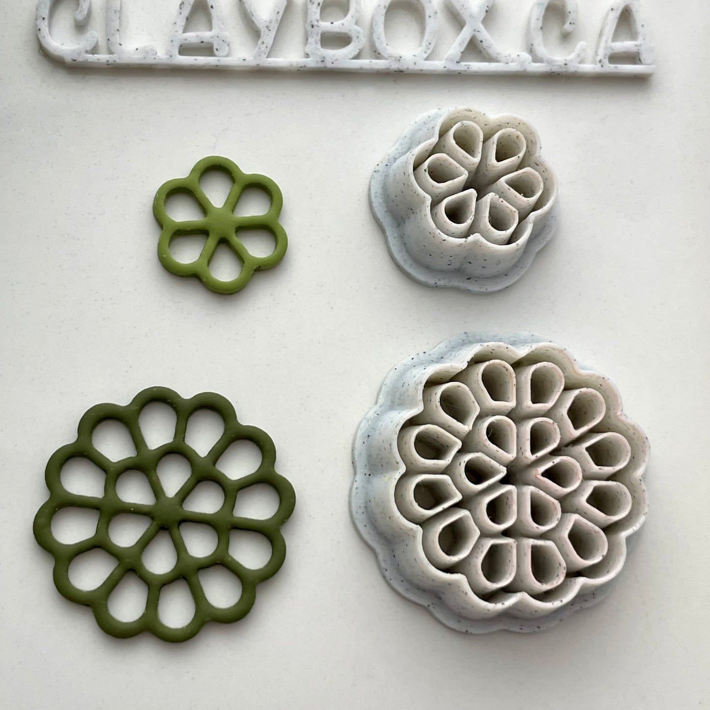 Lace daisy cutter pair