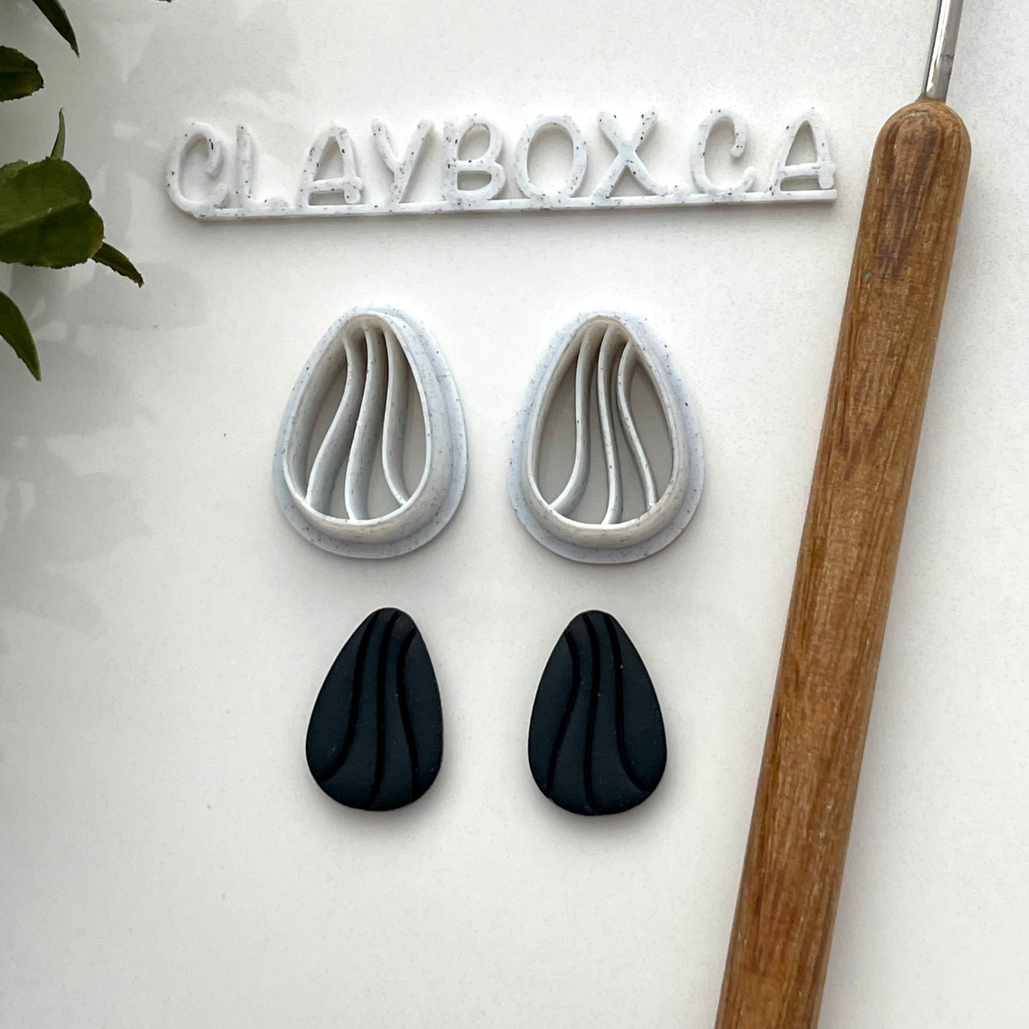 Fluid teardrop cutter pair