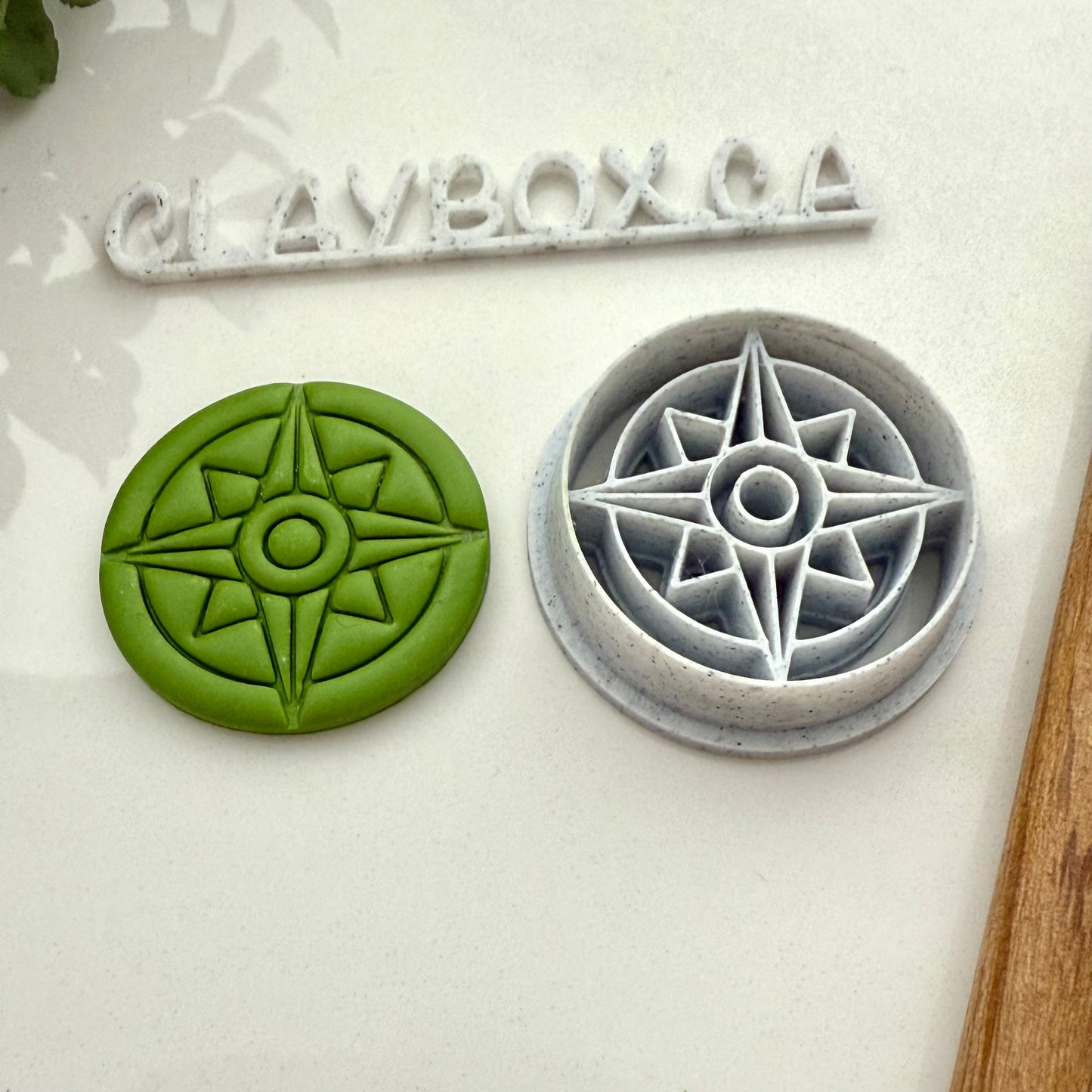 Compass Clay Cutter – Nautical Polymer Clay Cutter – Compass Rose Cutter – Pottery & Polymer Clay Tool – Round Stamp Cutter