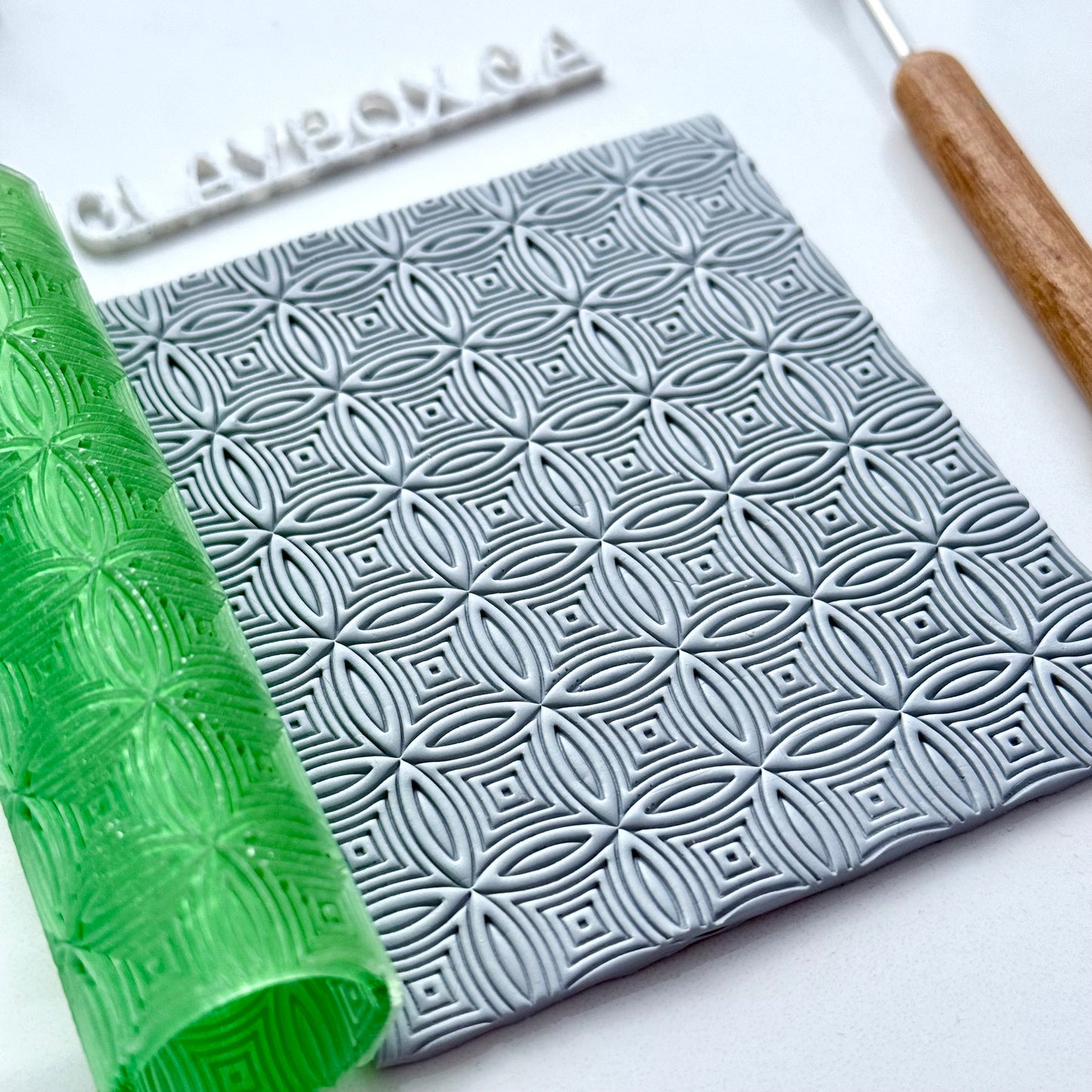 Kaleidoscope Texture Roller for Polymer Clay – 4 Inch Embossing Roller, Geometric Pattern, Clay Tool