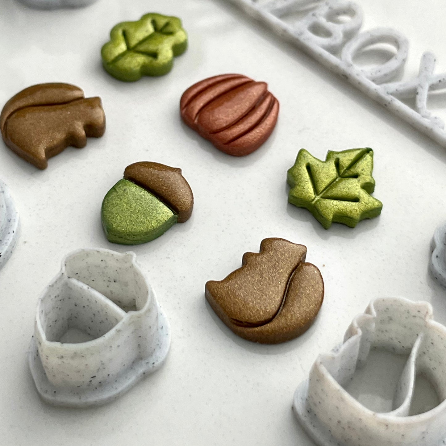 Autumn stud cutters set