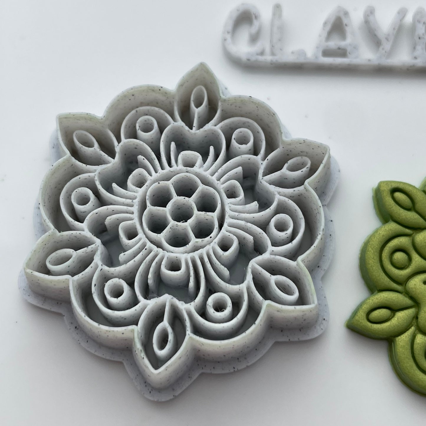 Henna mandala combined stamp/cutter