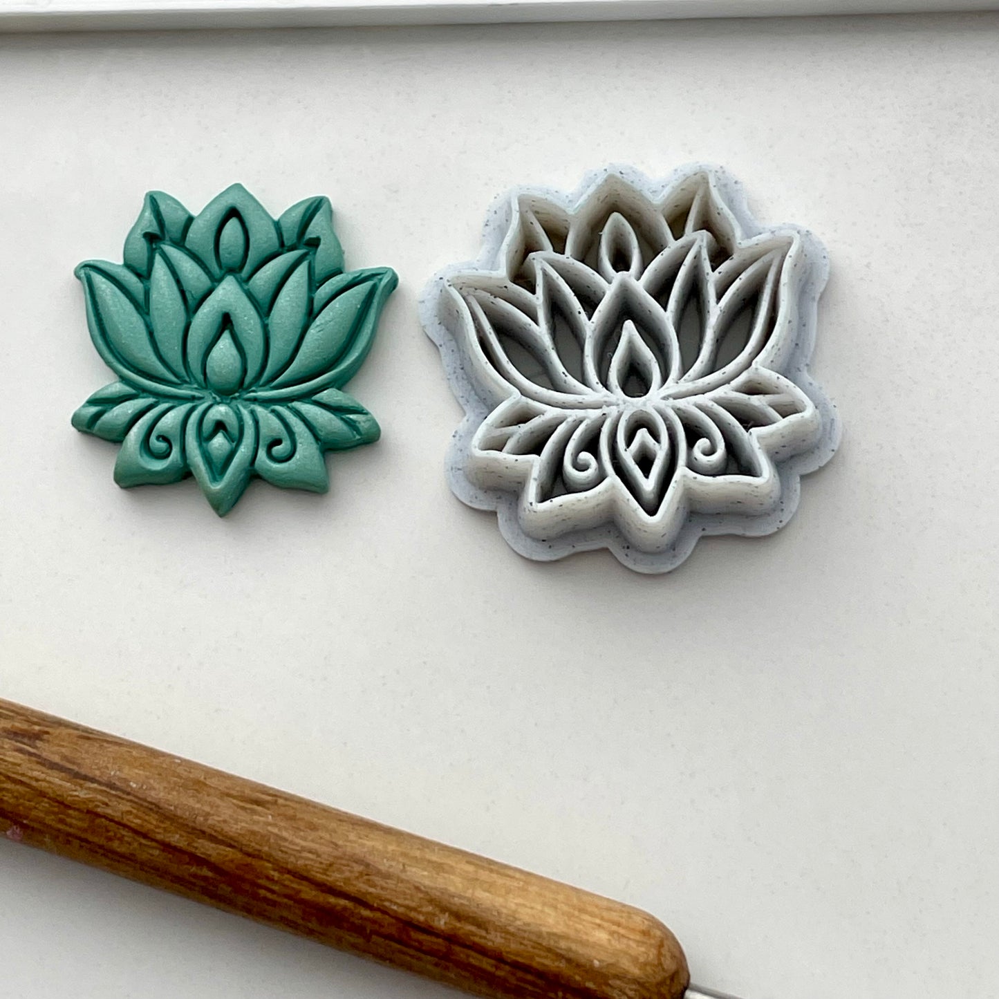 Lotus combined stamp/cutter