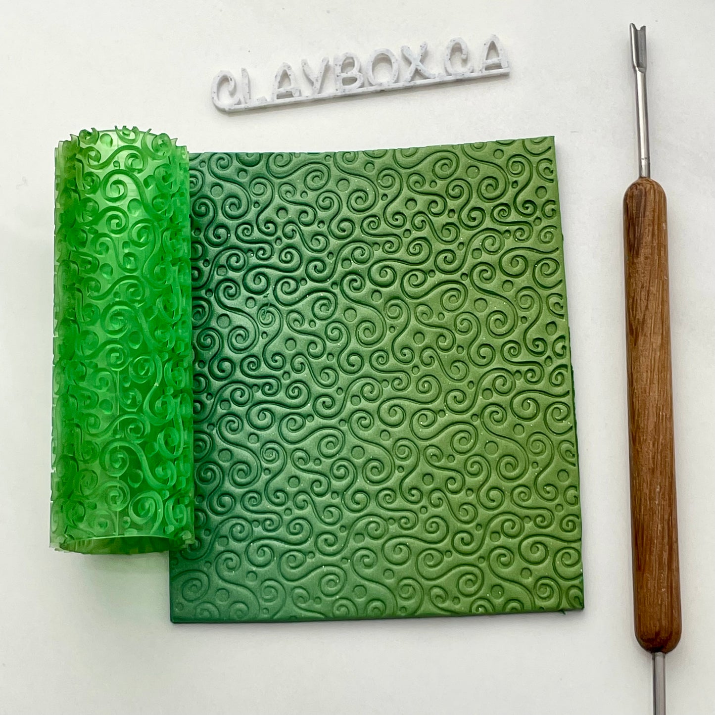 Curls and dots texture roller