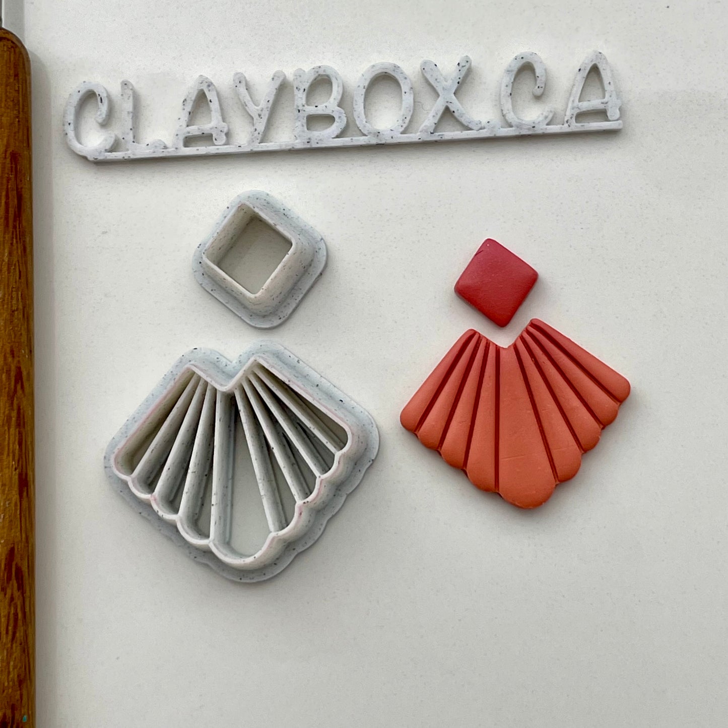 Scalloped square dangle cutter set - two pieces