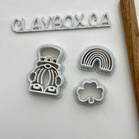 Leprechaun/gnome with extra rainbow and clover cutters