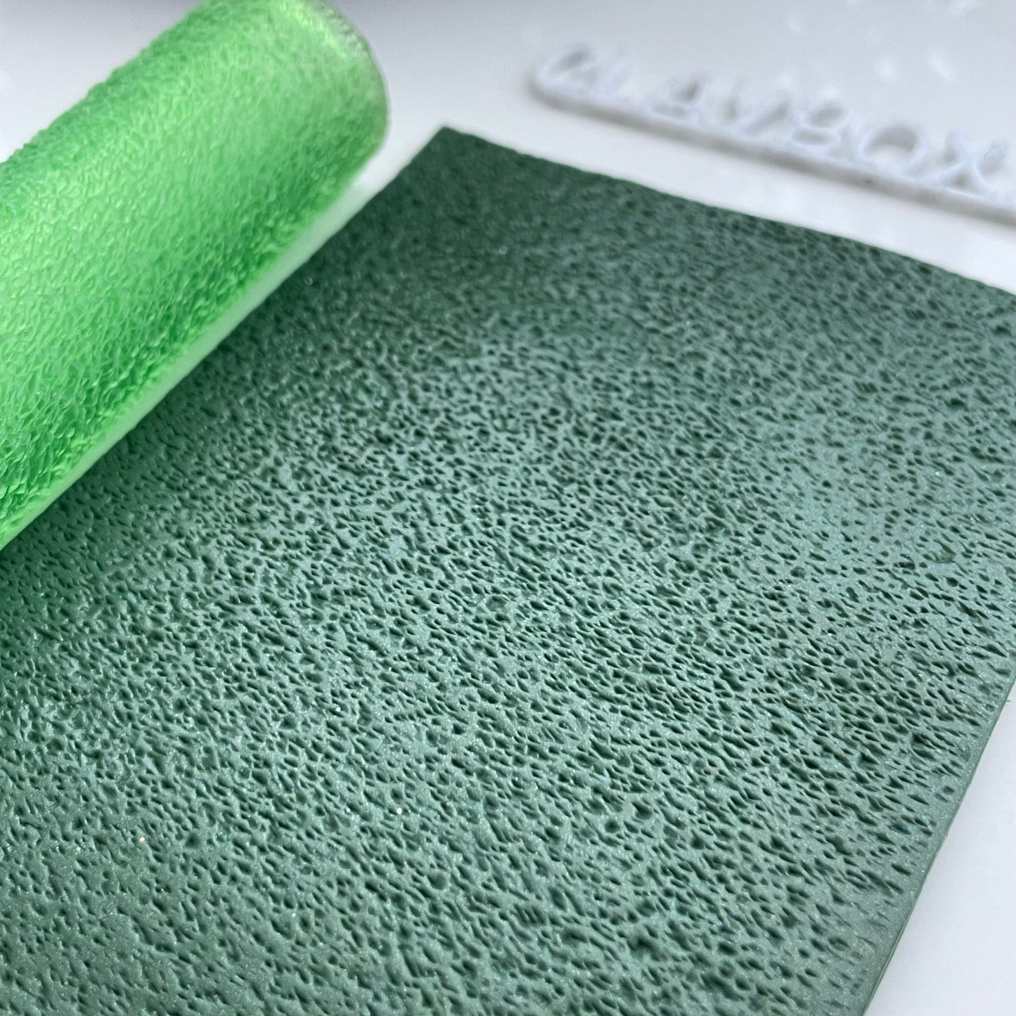 Sandpaper roller - coarse texture