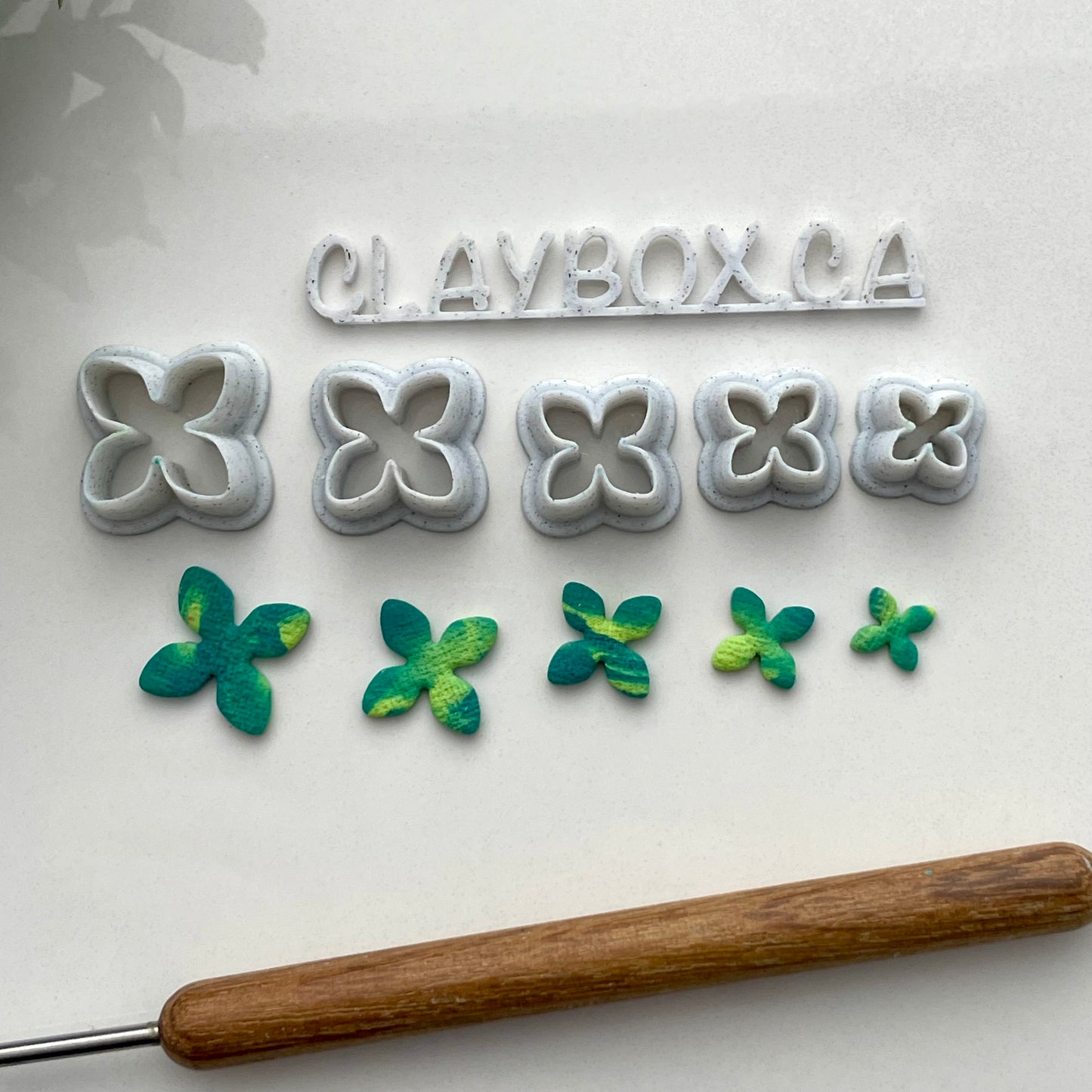 Lilac flower cutter set