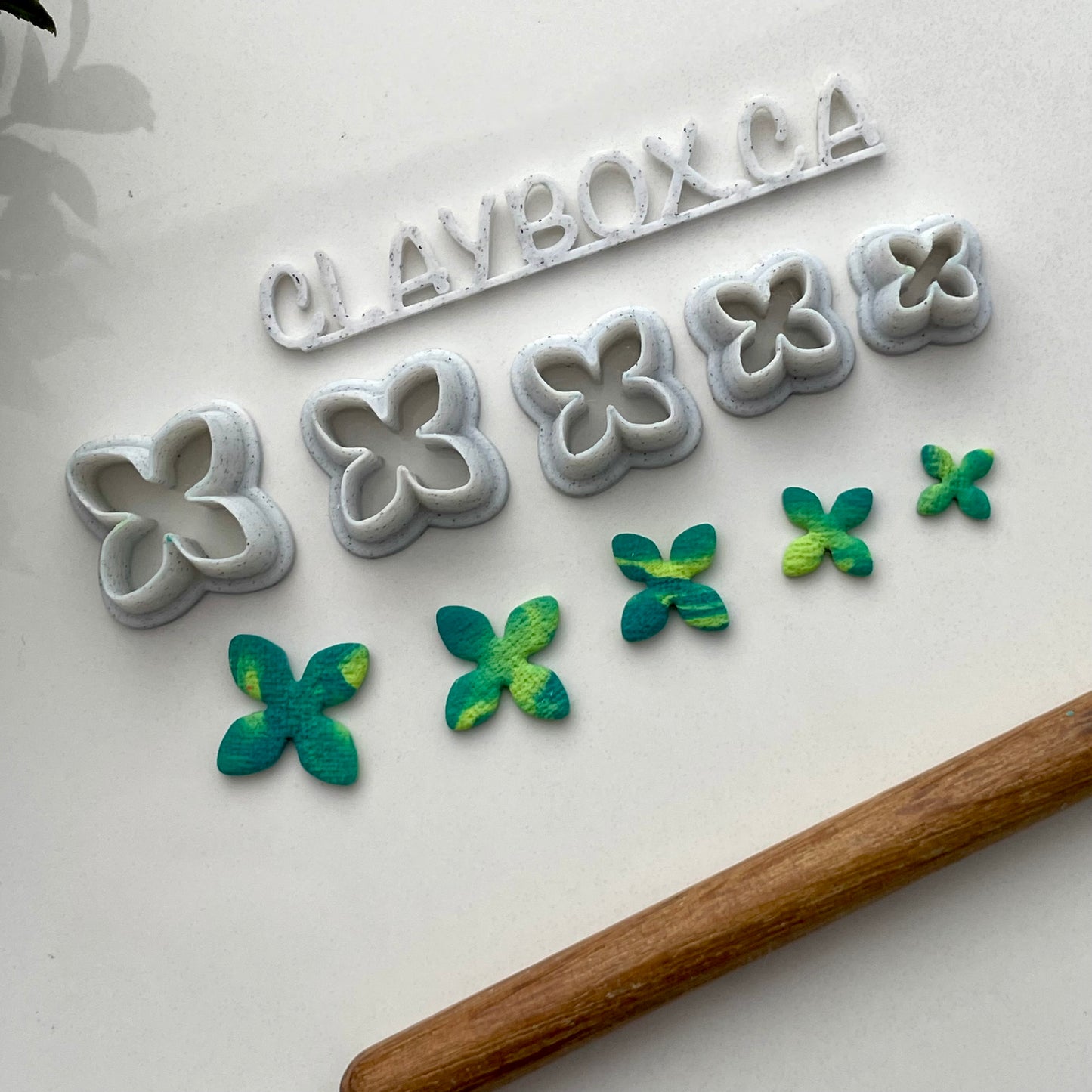 Lilac flower cutter set