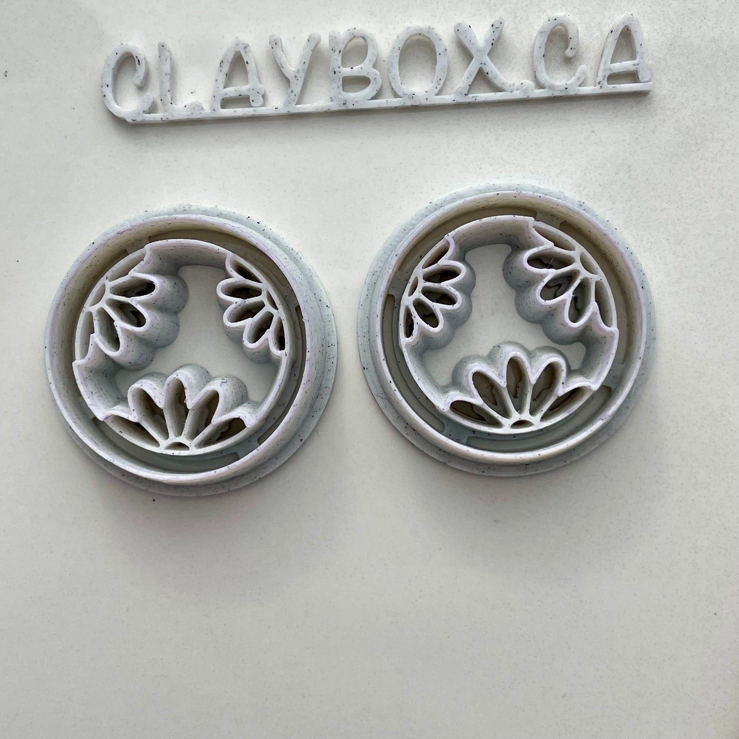 Daisy hoop cutter pair