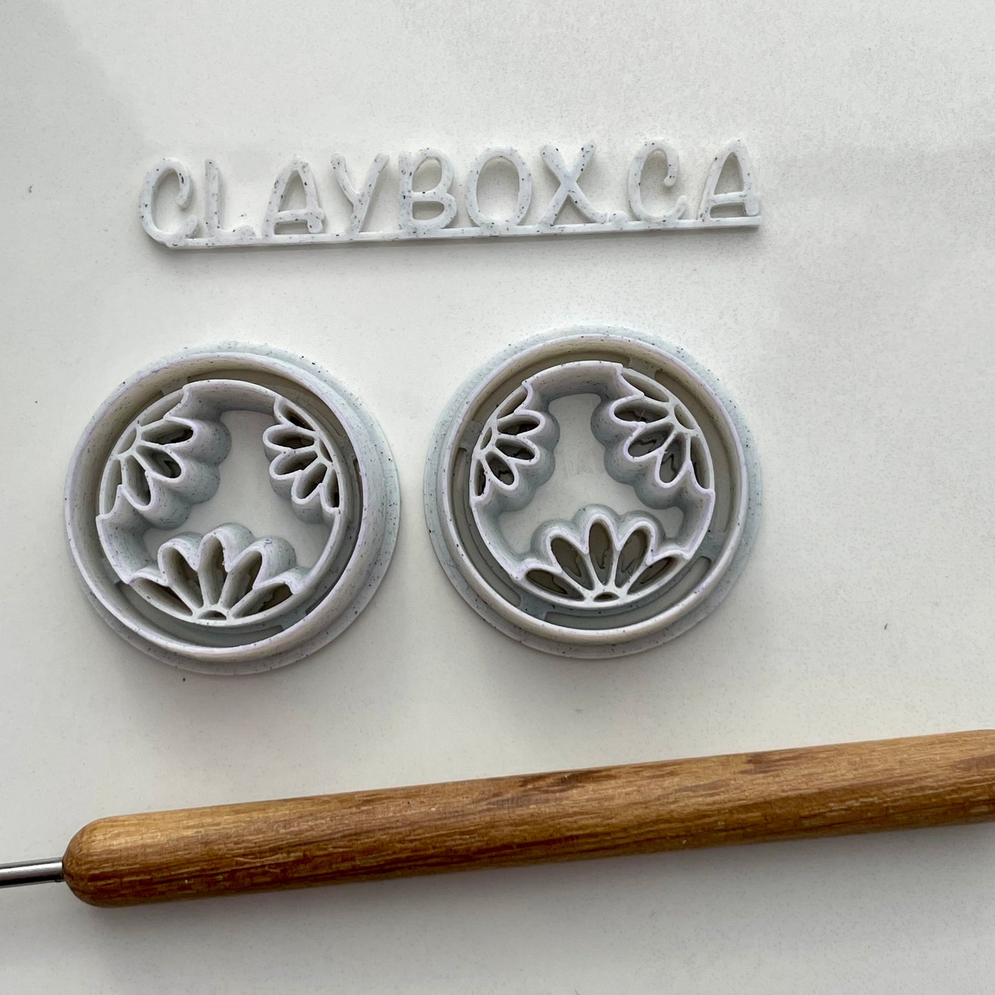 Daisy hoop cutter pair