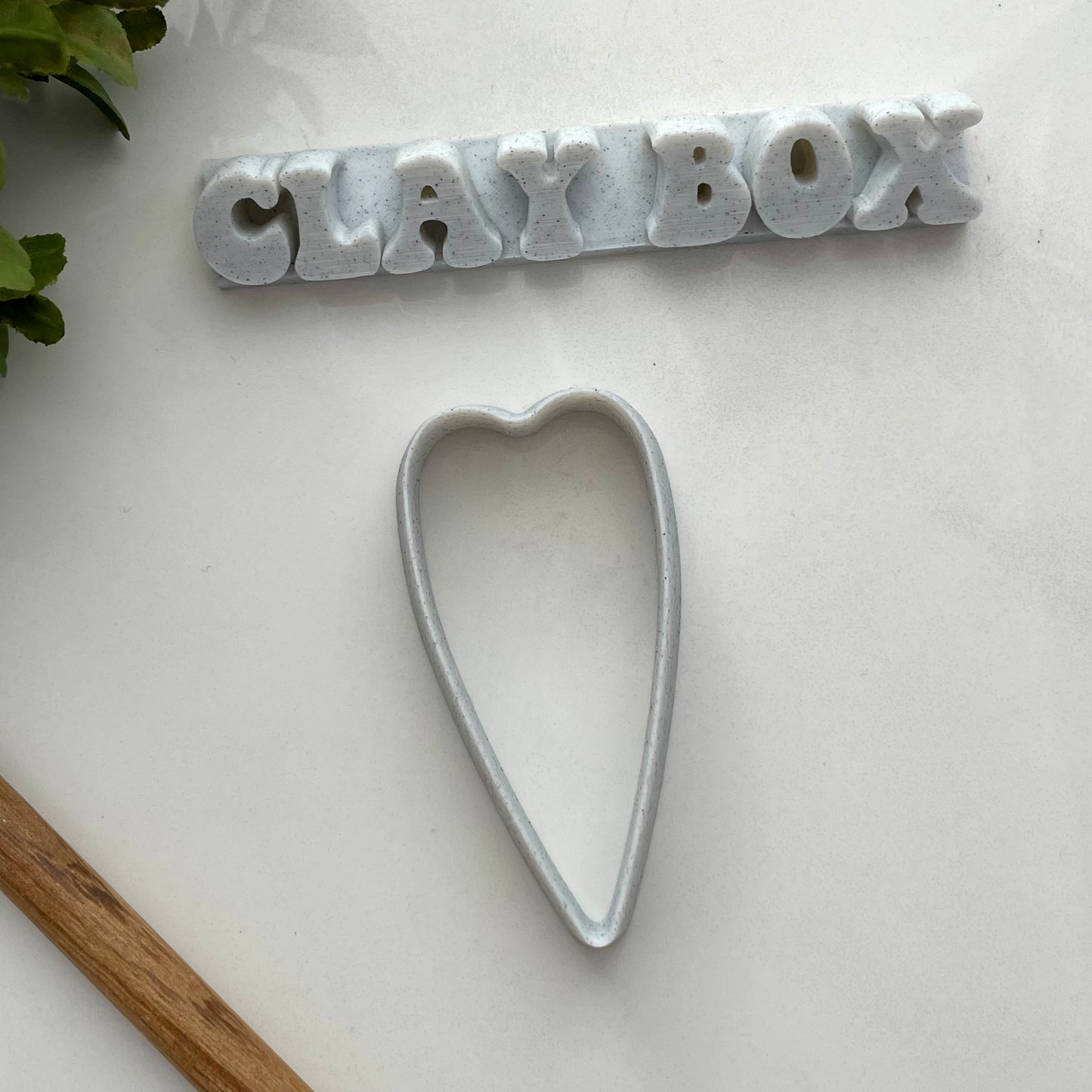 Large gerbera petal cutter