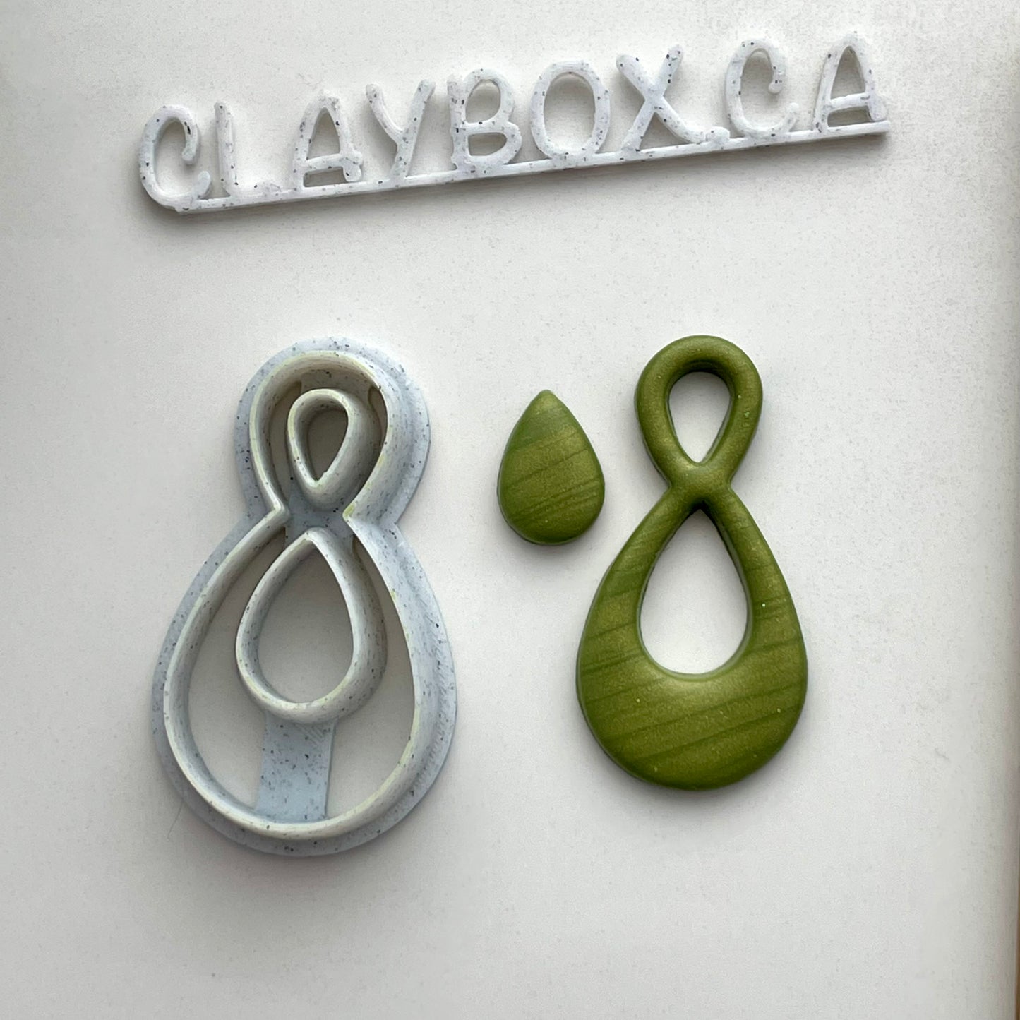 Figure eight donut cutter