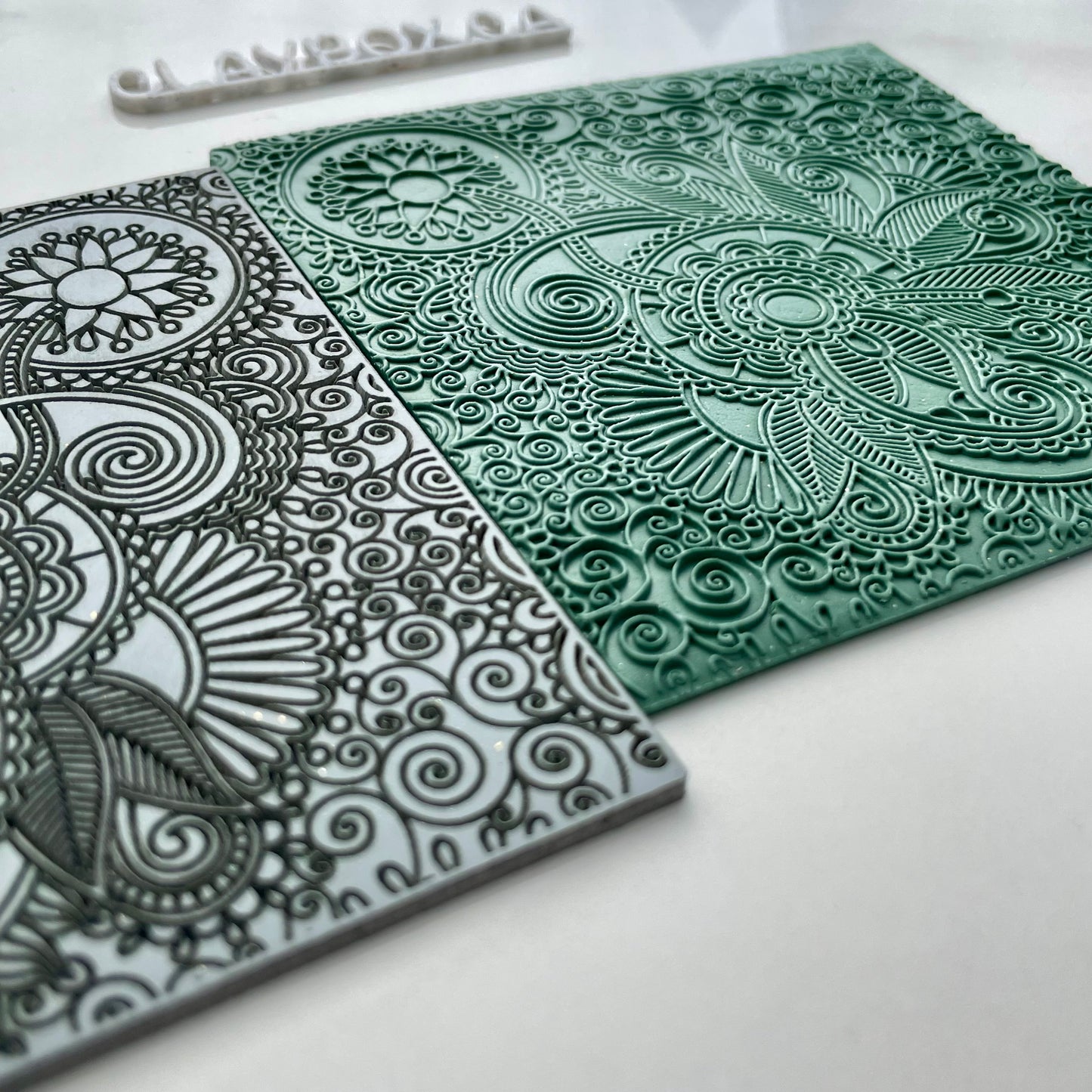 Large paisley swirls texture mat