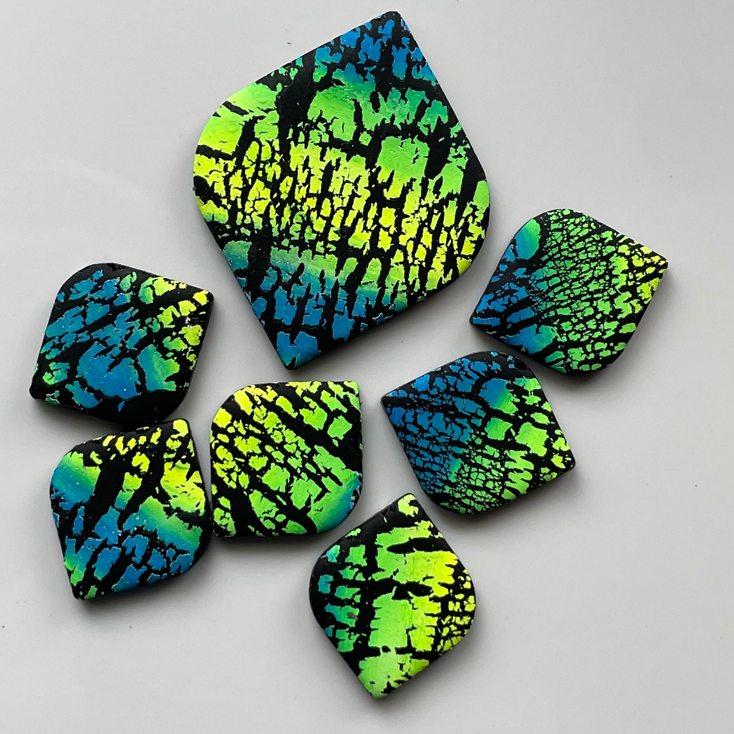 Curved Drop Cutter Set for Polymer Clay – Small & Large Sizes – 3D Printed Clay Tools