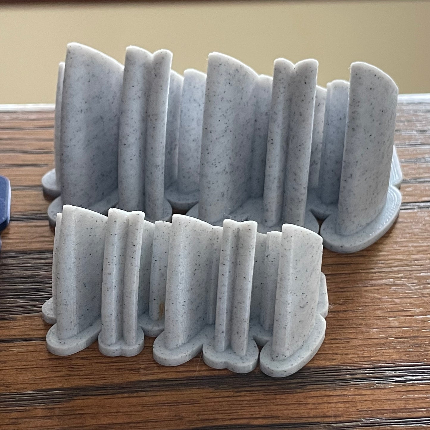 Handmade with love - sweeping text display