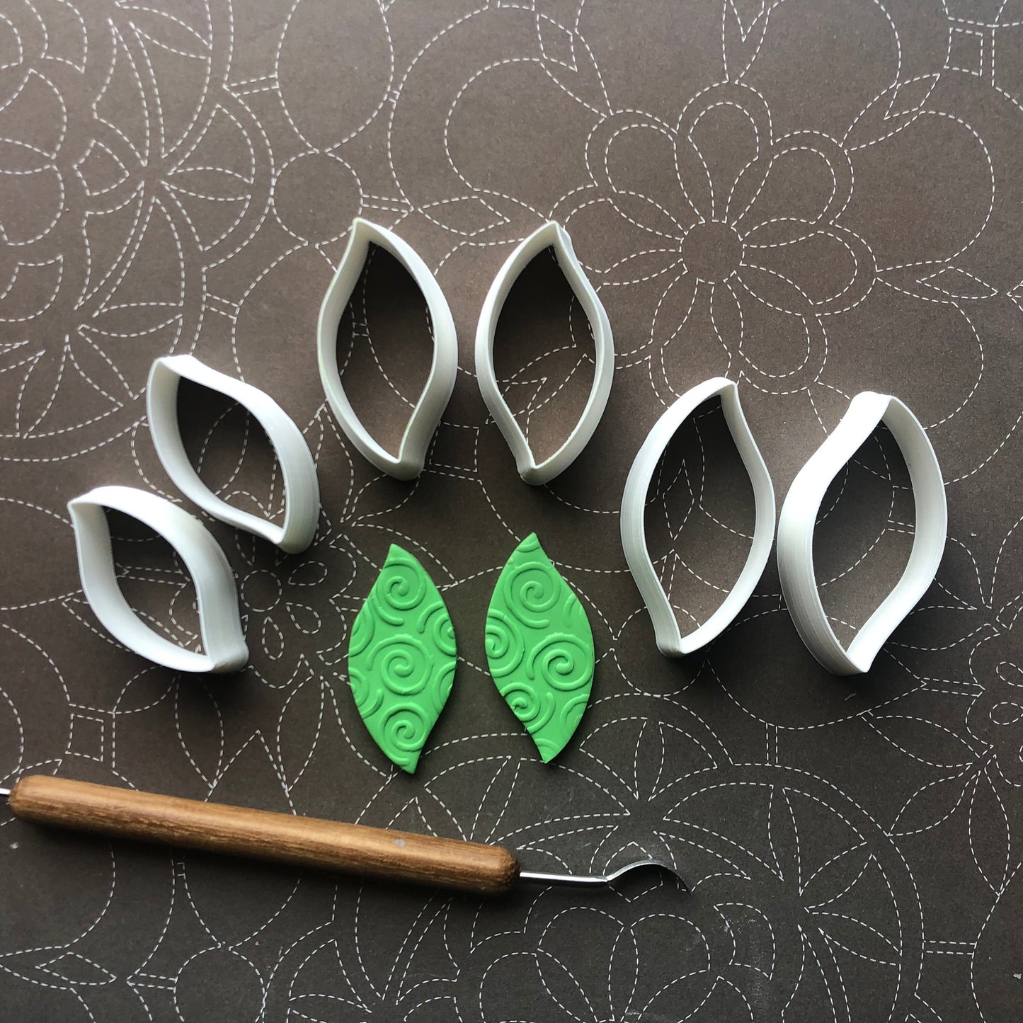 Wavy leaf shape cutter set - made for use with polymer clay